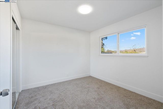 4023 Roland Dr, Concord, CA 94521