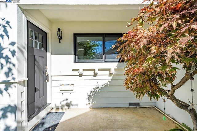 4023 Roland Dr, Concord, CA 94521