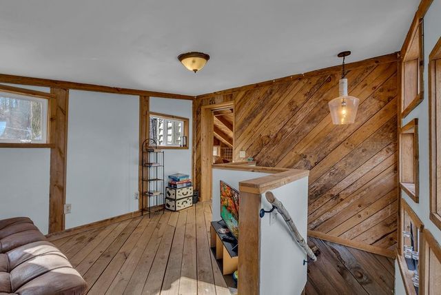 107 Burchette Dr, Crossville, TN 38572