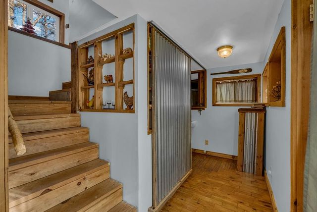 107 Burchette Dr, Crossville, TN 38572