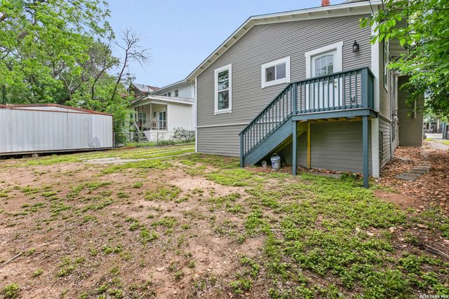 525 W MAGNOLIA AVE, San Antonio, TX 78212