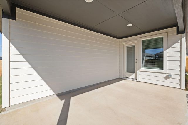 5000 Stockton Lane, Del Valle, TX 78617