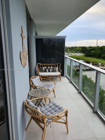 16385 Biscayne Blvd 507, North Miami Beach, FL 33160