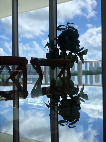 16385 Biscayne Blvd 507, North Miami Beach, FL 33160