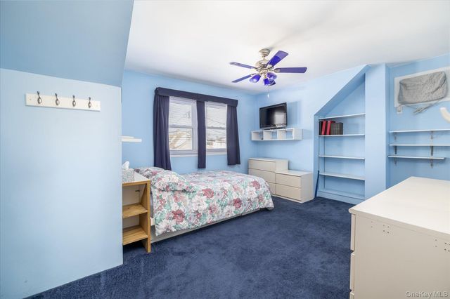 1065 Russell Street, Franklin Square, NY 11010