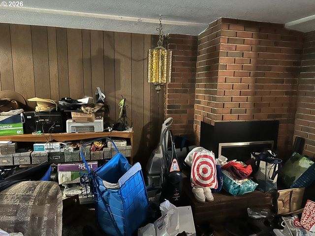 1885 Sw 216TH Ave, Beaverton, OR 97003