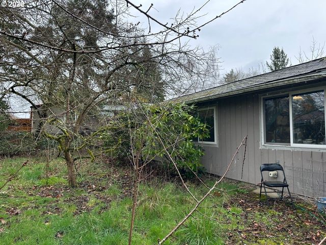 1885 Sw 216TH Ave, Beaverton, OR 97003