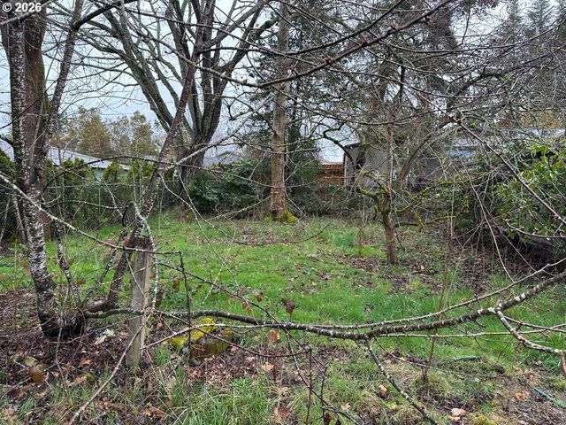 1885 Sw 216TH Ave, Beaverton, OR 97003