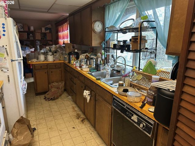 1885 Sw 216TH Ave, Beaverton, OR 97003