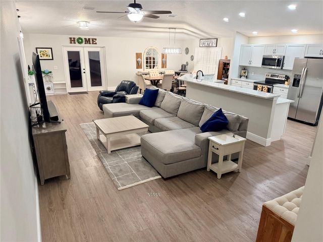 127 ZACHARY WADE STREET, Winter Garden, FL 34787