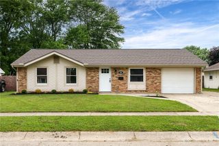 809 Bayberry Drive, New Carlisle, OH 45344