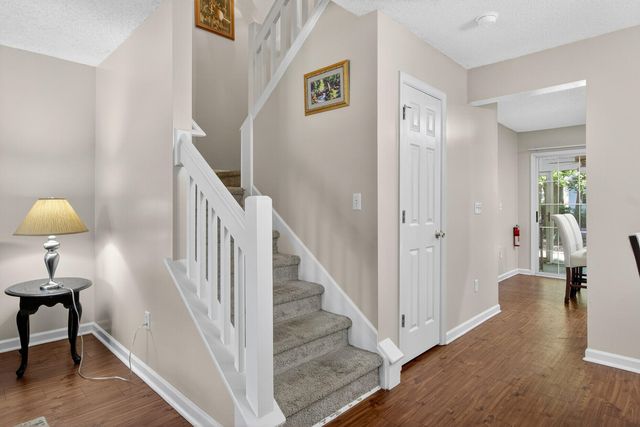 8058 Shadow Oak Drive, North Charleston, SC 29406