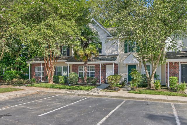 8058 Shadow Oak Drive, North Charleston, SC 29406