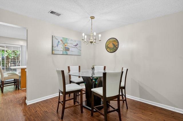 8058 Shadow Oak Drive, North Charleston, SC 29406