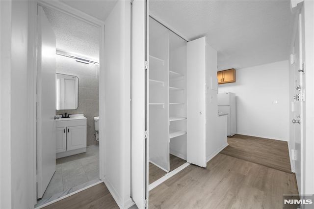 7000 Boulevard East 41L, Guttenberg, NJ 07093