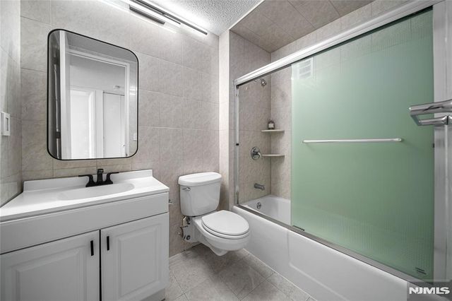 7000 Boulevard East 41L, Guttenberg, NJ 07093