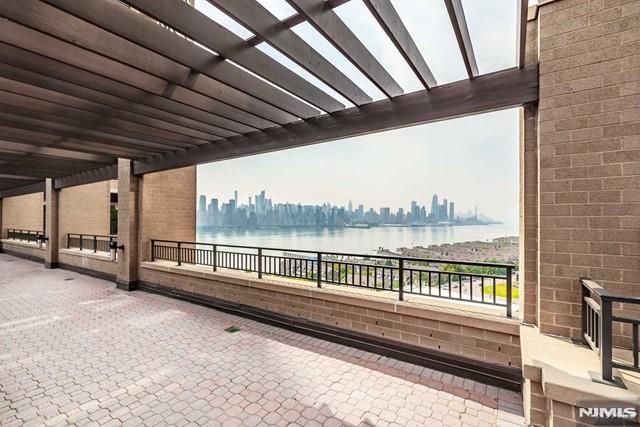 7000 Boulevard East 41L, Guttenberg, NJ 07093