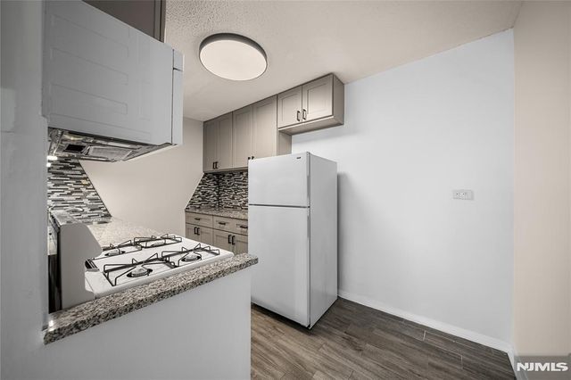 7000 Boulevard East 41L, Guttenberg, NJ 07093