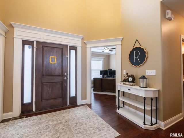 11216 N Blackstone Court, Dunlap, IL 61525