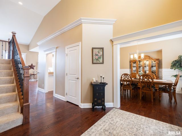 11216 N Blackstone Court, Dunlap, IL 61525