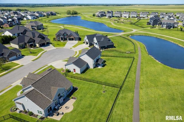 11216 N Blackstone Court, Dunlap, IL 61525