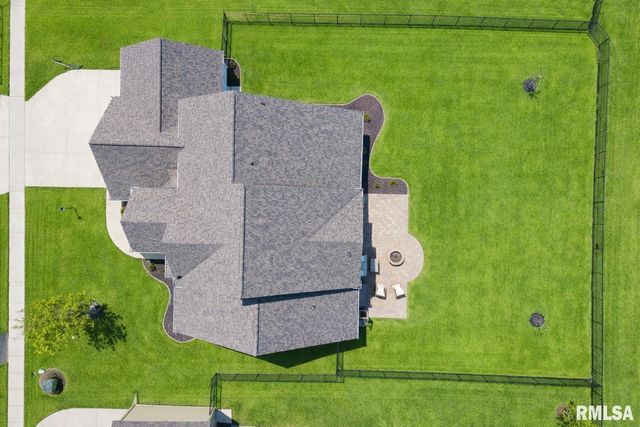 11216 N Blackstone Court, Dunlap, IL 61525