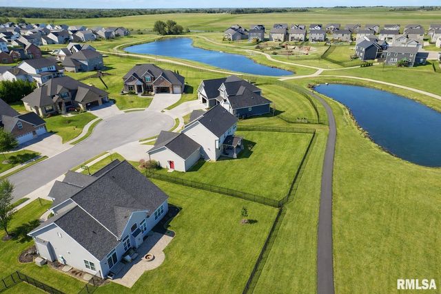 11216 N Blackstone Court, Dunlap, IL 61525