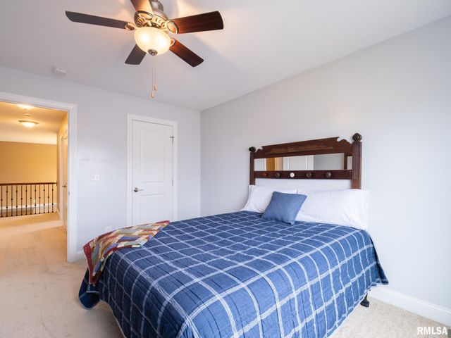 11216 N Blackstone Court, Dunlap, IL 61525