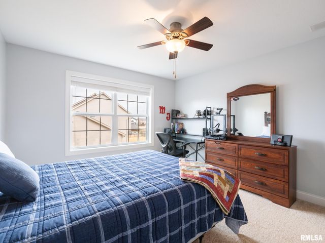 11216 N Blackstone Court, Dunlap, IL 61525