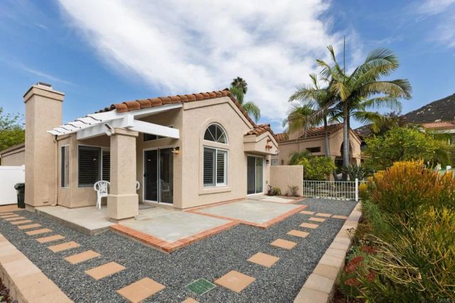 2238 Hilton Head, Escondido, CA 92026
