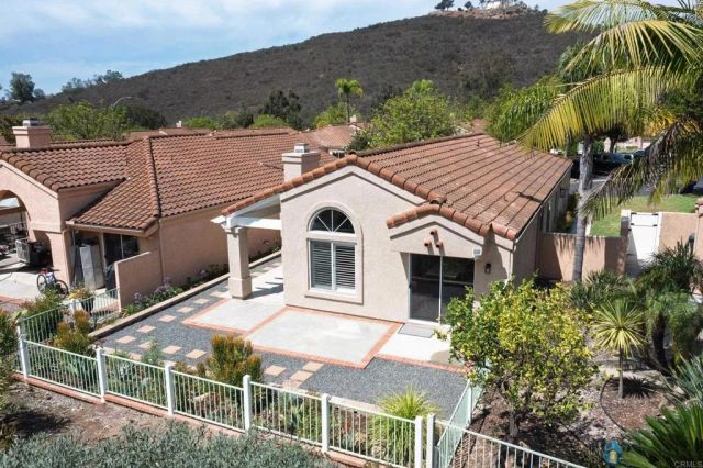 2238 Hilton Head, Escondido, CA 92026