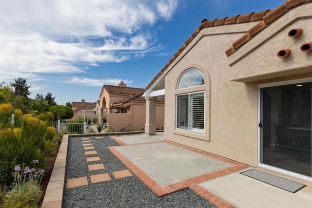 2238 Hilton Head, Escondido, CA 92026