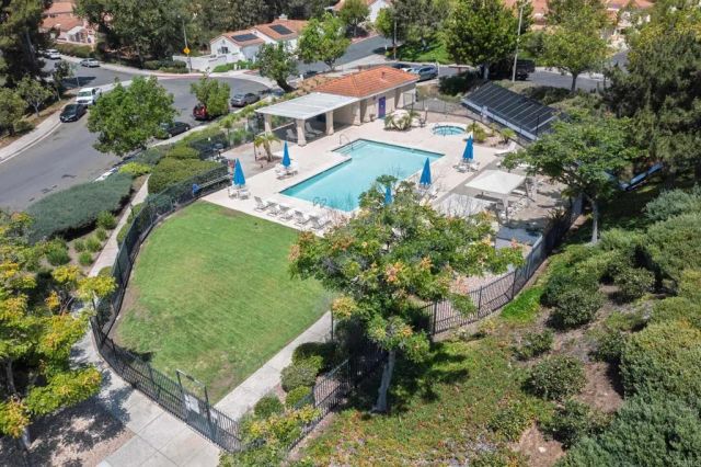 2238 Hilton Head, Escondido, CA 92026