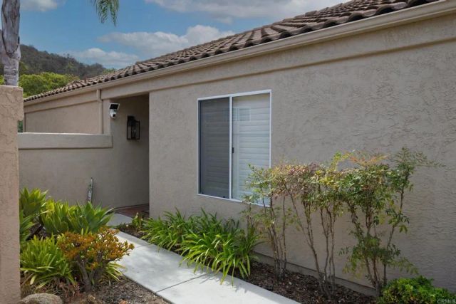 2238 Hilton Head, Escondido, CA 92026