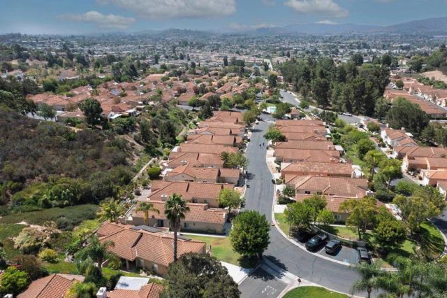 2238 Hilton Head, Escondido, CA 92026