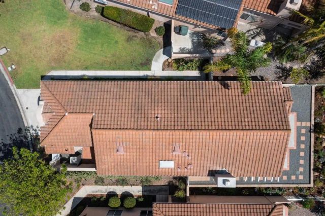 2238 Hilton Head, Escondido, CA 92026