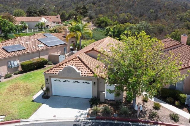 2238 Hilton Head, Escondido, CA 92026
