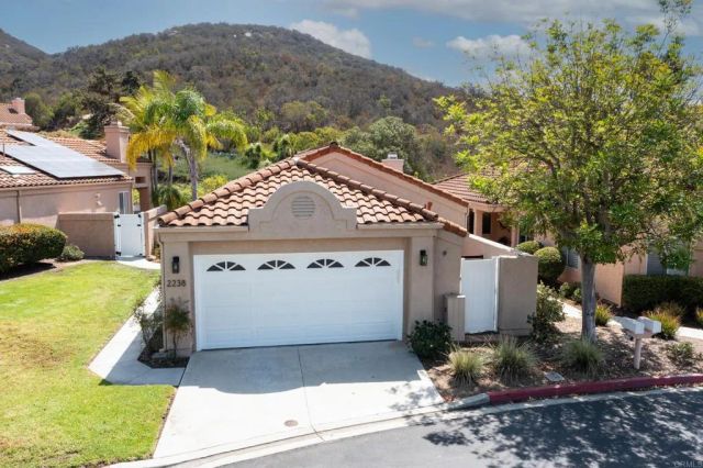 2238 Hilton Head, Escondido, CA 92026