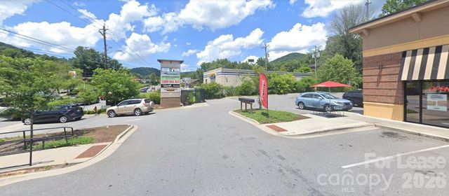 168 Tunnel Road 20, Asheville, NC 28805