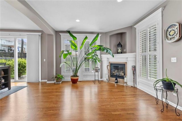 1441 NE Daltons Ridge Drive, Lee's Summit, MO 64064