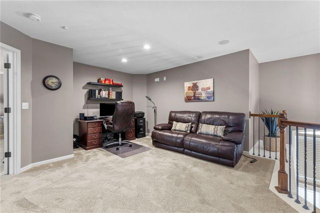 1441 NE Daltons Ridge Drive, Lee's Summit, MO 64064