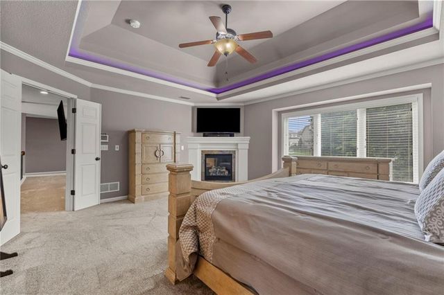 1441 NE Daltons Ridge Drive, Lee's Summit, MO 64064