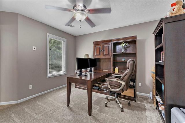 1441 NE Daltons Ridge Drive, Lee's Summit, MO 64064