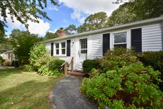 12 Lake Road E, West Yarmouth, MA 02673