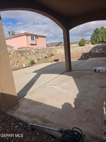 14189 N POINT Avenue, El Paso, TX 79938