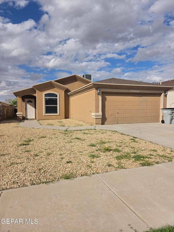 14189 N POINT Avenue, El Paso, TX 79938
