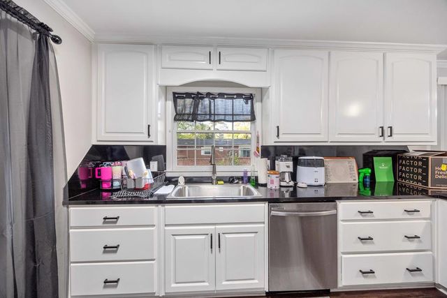 2222 Airport Thruway, Columbus, GA 31904