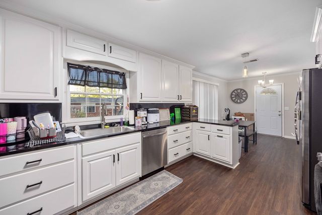 2222 Airport Thruway, Columbus, GA 31904