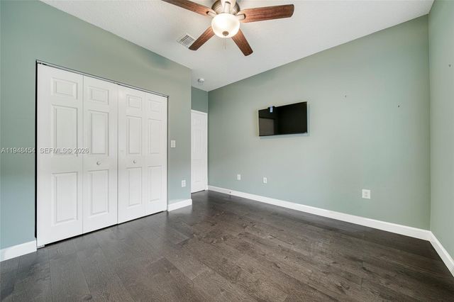 11374 NW 66th St, Doral, FL 33178