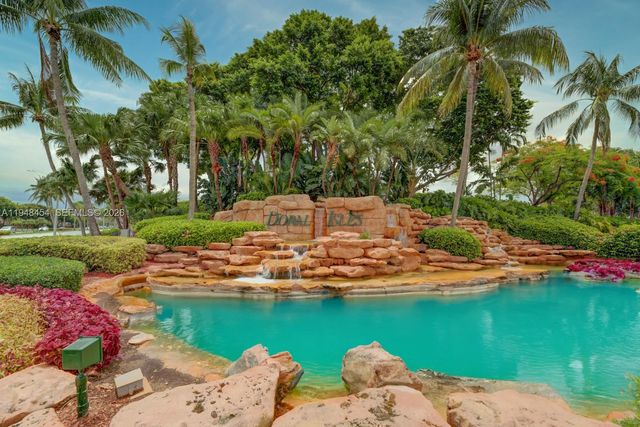 11374 NW 66th St, Doral, FL 33178